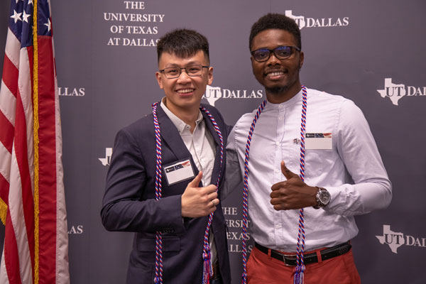 two jindal school graduating friends accounting programs at UT Dallas