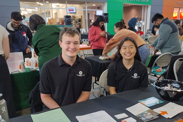 Accounting peer mentors attend the First-Generation Resources Fair.